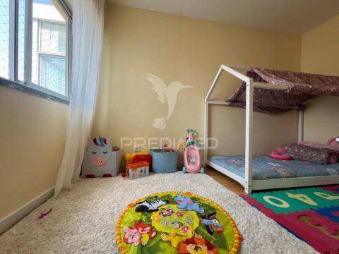 Apartamento t3 na arrentela-seixal