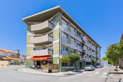 Apartamento t2 no centro de ovar