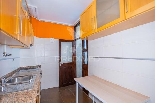 Apartamento t2 no centro de ovar