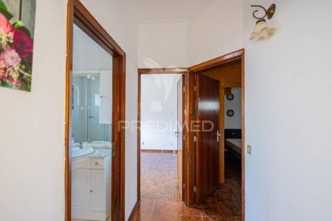 Apartamento t2 no centro de ovar