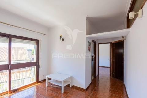 Apartamento t2 no centro de ovar