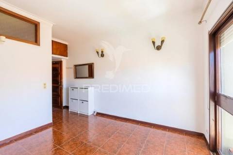 Apartamento t2 no centro de ovar