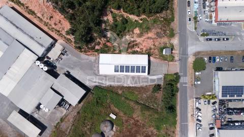 Armazéns c/ 4ha, zona industrial de ourém