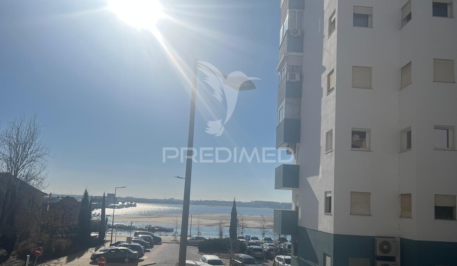 Apartamento t3 centro barreiro vista rio