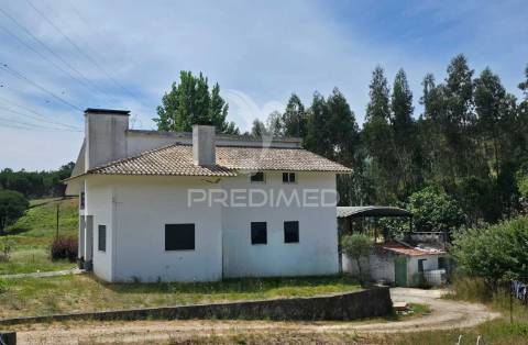 Quintinha t2 com 1.700m2