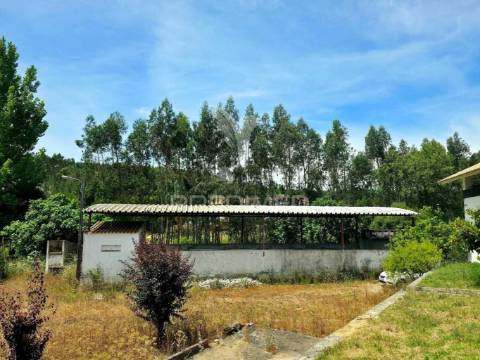 Quintinha t2 com 1.700m2