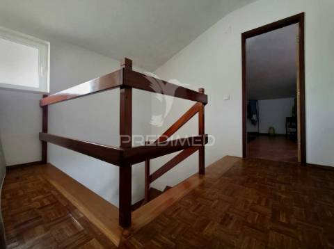 Quintinha t2 com 1.700m2
