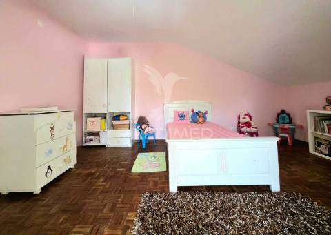 Quintinha t2 com 1.700m2