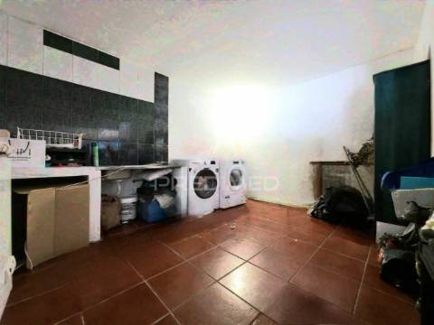 Quintinha t2 com 1.700m2