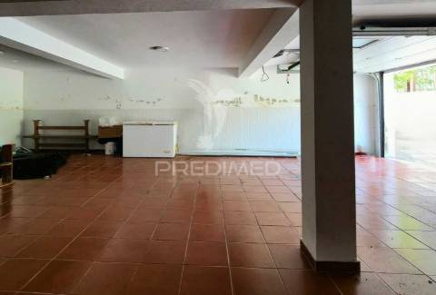 Quintinha t2 com 1.700m2