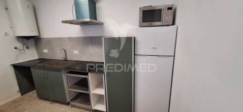 Moradia t2 recuperada com espaço exterior generoso – azaruja, alentejo