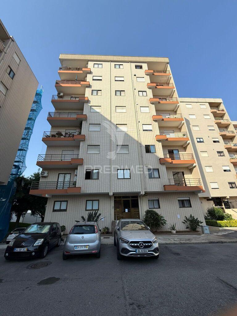 Apartamento t3 em lomar, braga
