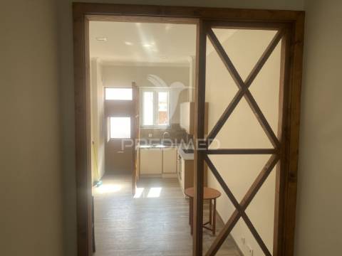 Apartamento t1 com quintal