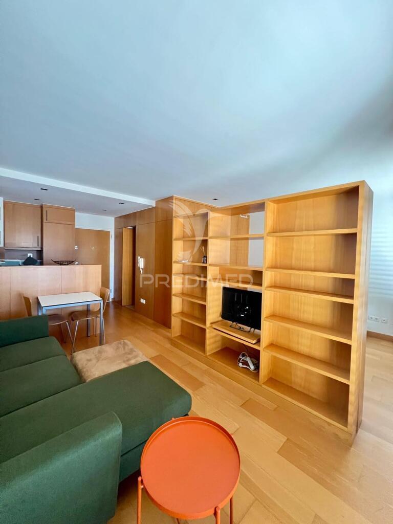 Apartamento moderno e mobilado junto ao norteshopping