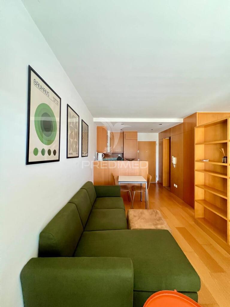 Apartamento moderno e mobilado junto ao norteshopping