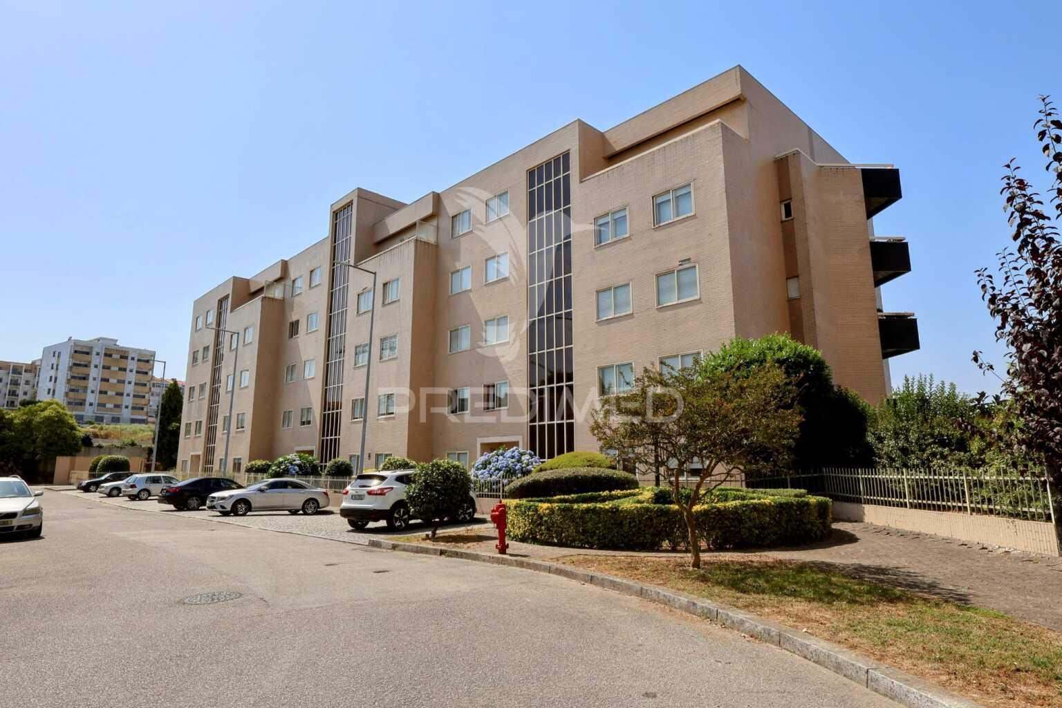 Apartamento t2 mobilado – perto do gaiashopping