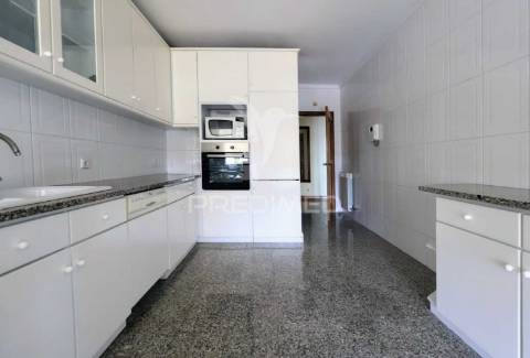 Apartamento t2 mobilado – perto do gaiashopping
