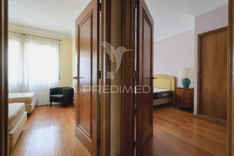 Apartamento t2 mobilado – perto do gaiashopping