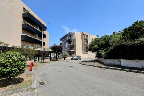 Apartamento t2 mobilado – perto do gaiashopping