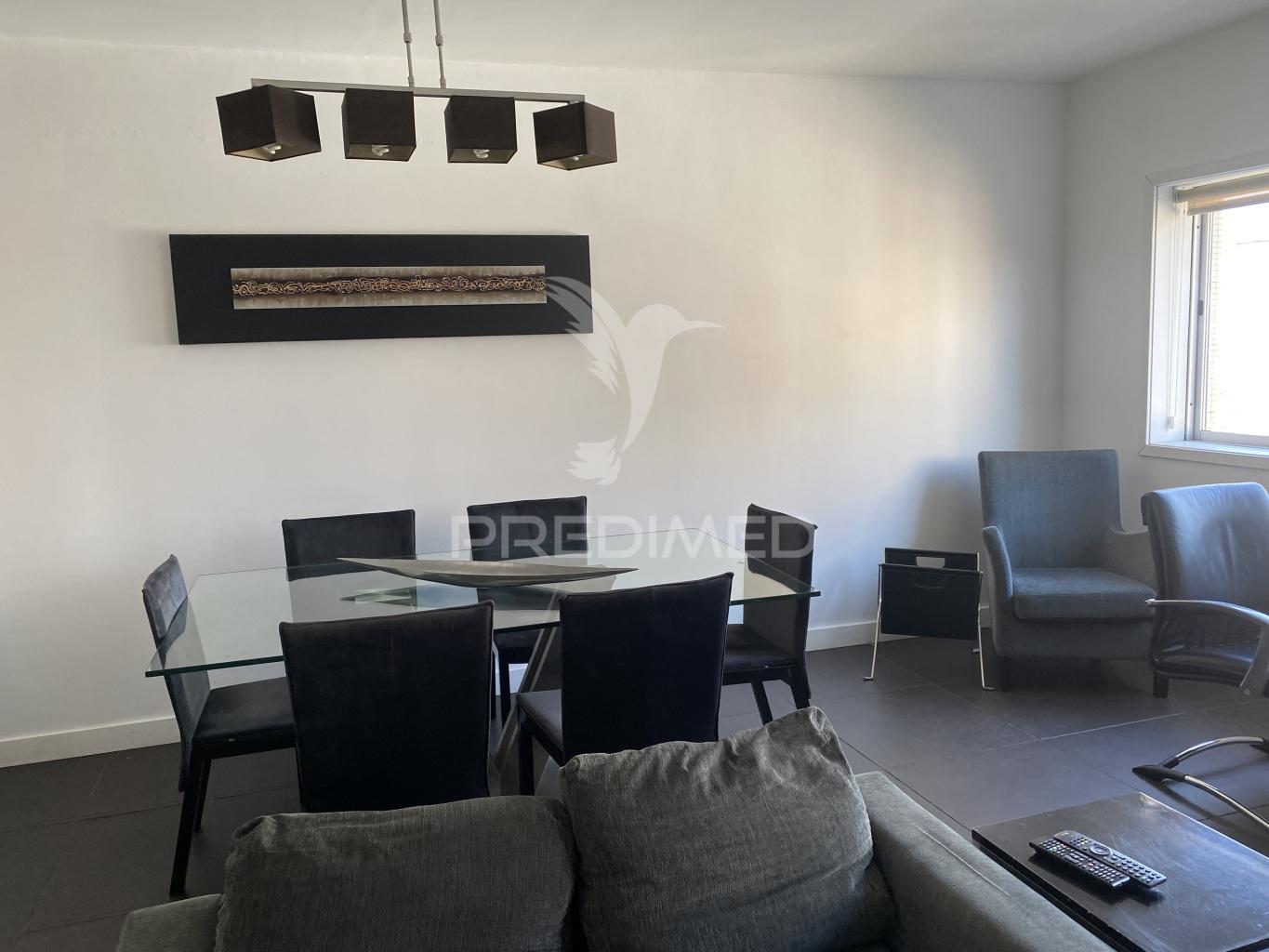 Arrenda-se t2 mobilado com garagem porto