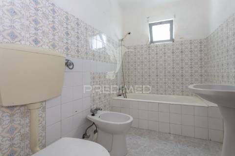 Moradia pronta a habitar - torrão