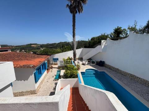 Moradia tradicional com alma mediterrânica às portas de caldas da rainha