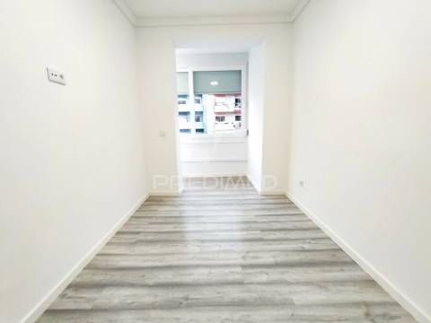 Apartamento t1 | remodelado | arroios | lisboa