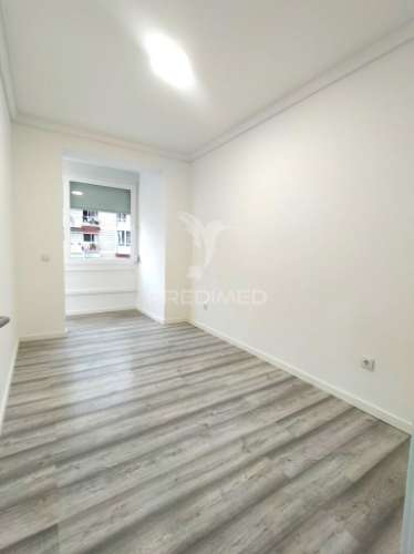 Apartamento t1 | remodelado | arroios | lisboa