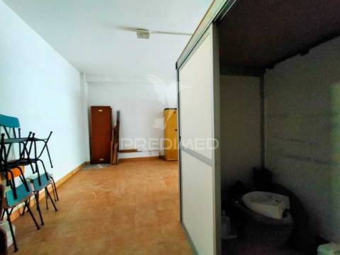 Garagem | espaço comercial | odivelas