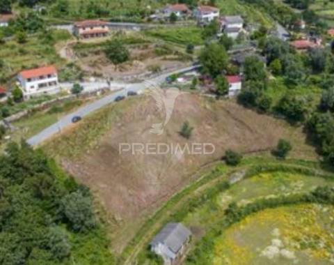 Terreno para construir 2 moradias - terras de bouro