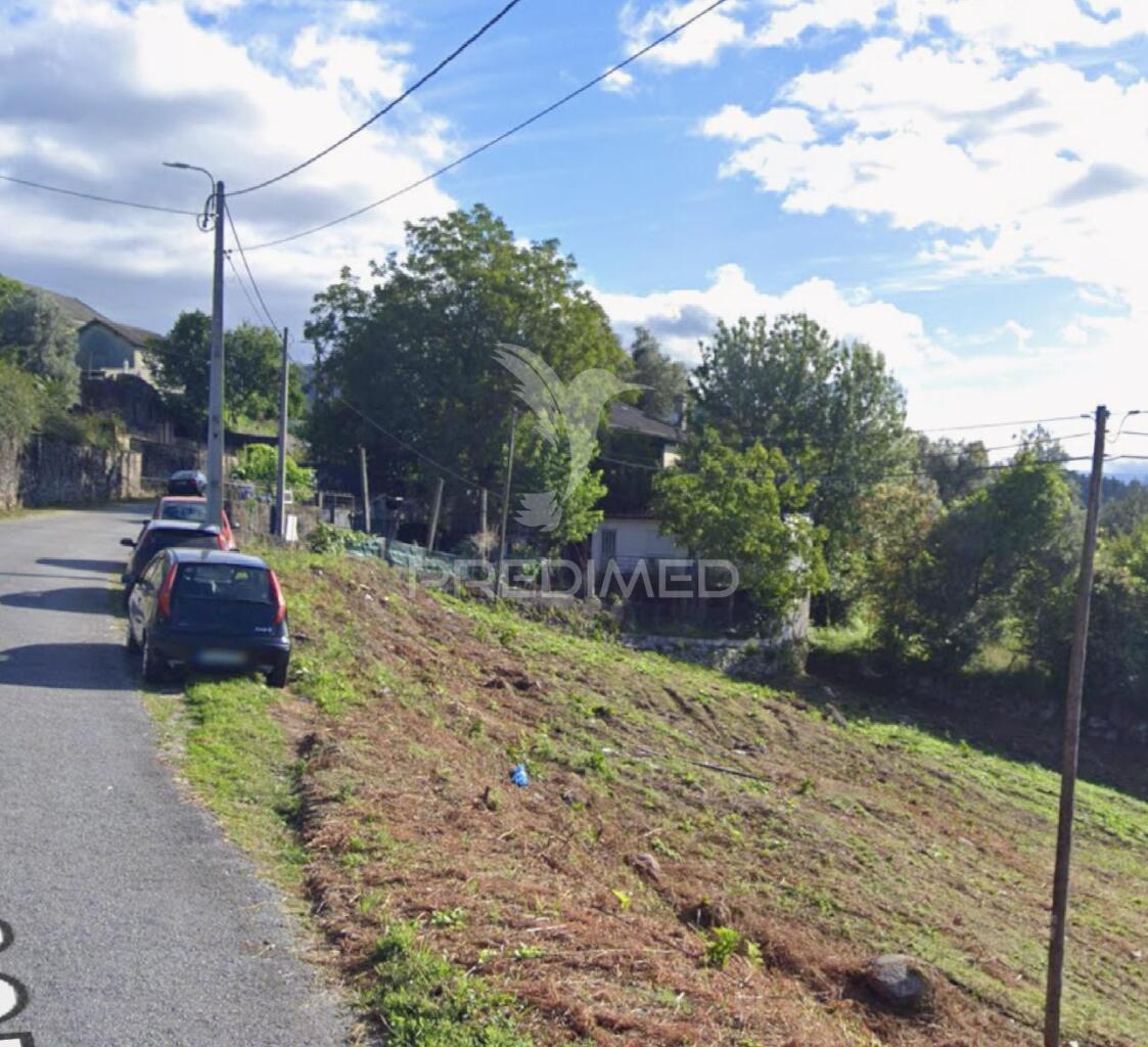 Terreno para construir 2 moradias - terras de bouro