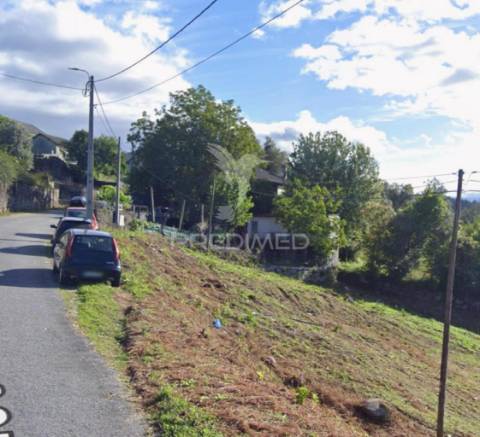 Terreno para construir 2 moradias - terras de bouro