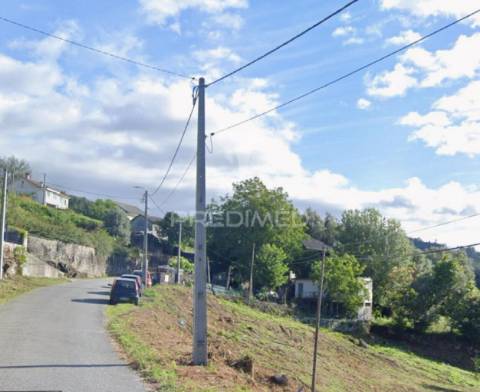 Terreno para construir 2 moradias - terras de bouro