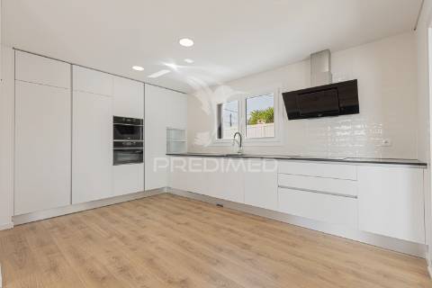 Moradia t4, aroeira