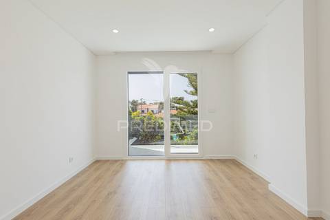Moradia t4, aroeira