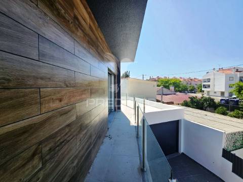 Moradia isolada t5 c/piscina e garagem, brejoeira - azeitão