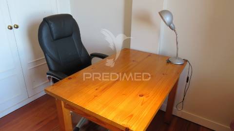 Apartamento tipologia t4 no caniço vista mar