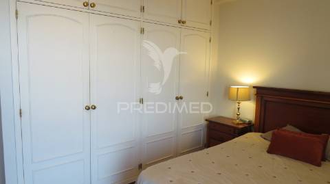 Apartamento tipologia t4 no caniço vista mar