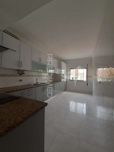 T3 renovado com varandas - alcochete/ samouco