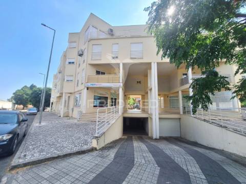 Apartamento t3, rua jornal “o almonda”, torres novas
