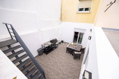 Apartamento t2 com quintal e terraço – cova da piedade, almada