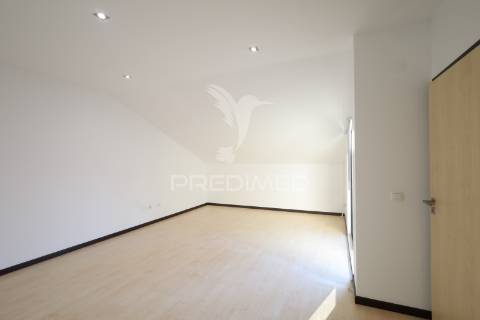 Apartamento duplex t3 + 2