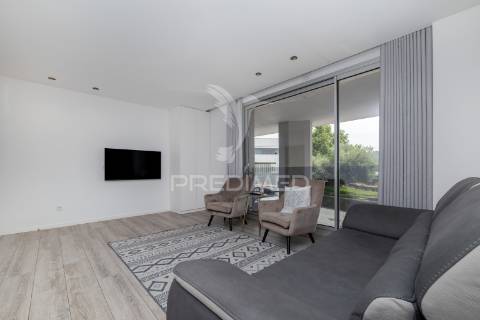 Apartamento t2, seminovo - amares (arrendamento)