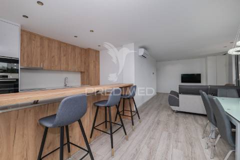 Apartamento t2, seminovo - amares (arrendamento)