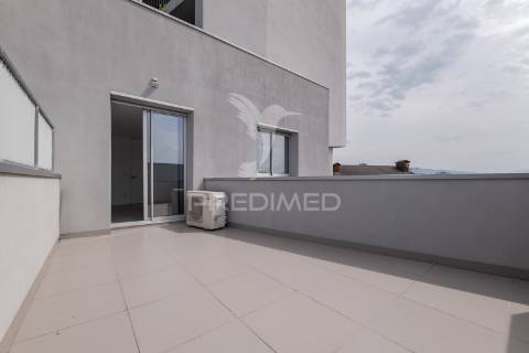 Apartamento t2, seminovo - amares (arrendamento)