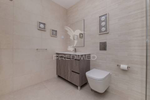 Apartamento t2, seminovo - amares (arrendamento)