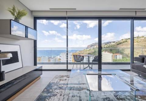 Penthouse t3 com vista mar de cortar a respiração – exclusiva, moderna e pronta a rentabilizar!