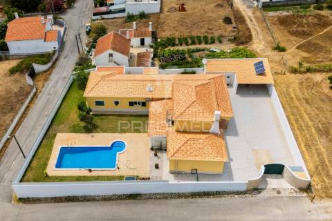 Vende se moradia t4 palmela brejos do assa  695.000€