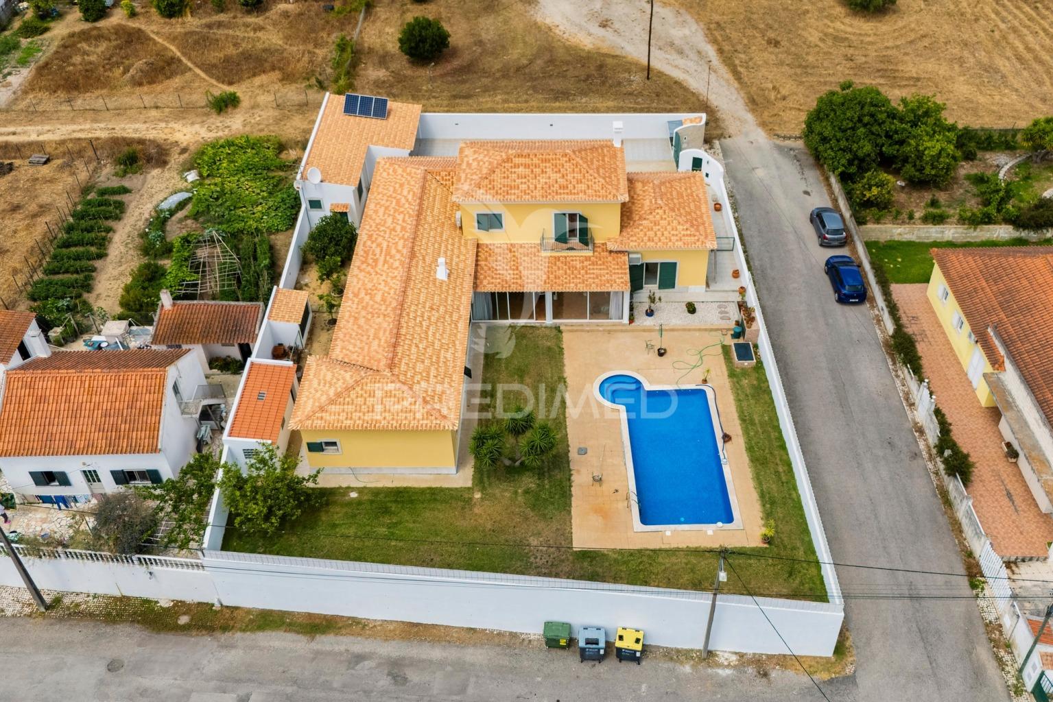 Vende se moradia t4 palmela brejos do assa  695.000€