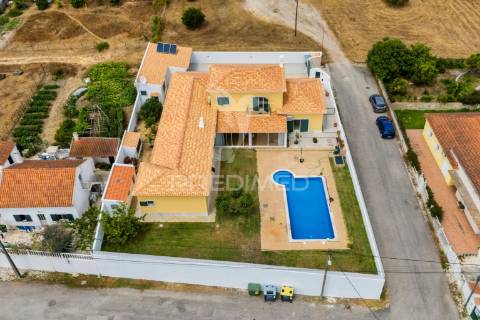 Vende se moradia t4 palmela brejos do assa  695.000€